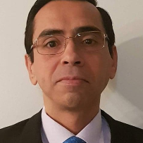 Dr. Eduardo Cabal Yepez